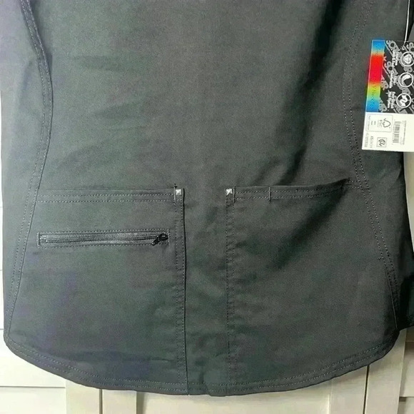 Scrubstar Ultimate Crisscross V-Neck Top & Yoga Cargo Joggers Size XS Black NWT - Picture 6 of 16